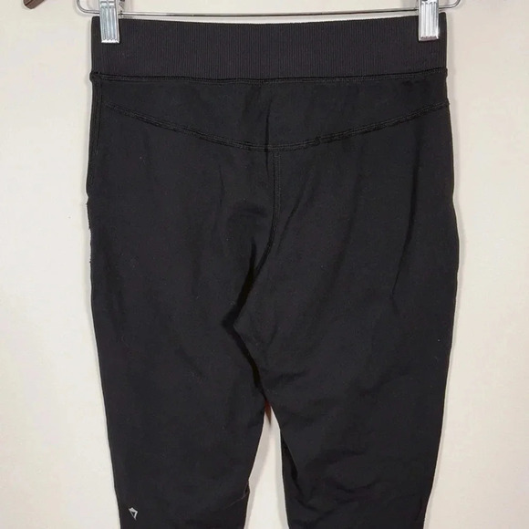 ‼️ 50%  OFF ‼️🌟⭐️✨CLEARANCE SALE ✨⭐️🌟 Ivivva By Lululemon Girl's Crop Legging - Picture 6 of 10